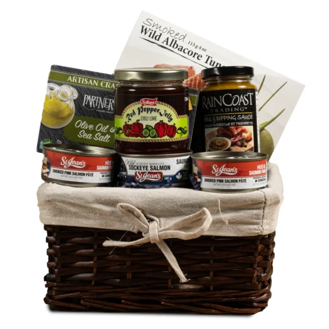Treasure-Chest-Gourmet-Gift-Basket.webp